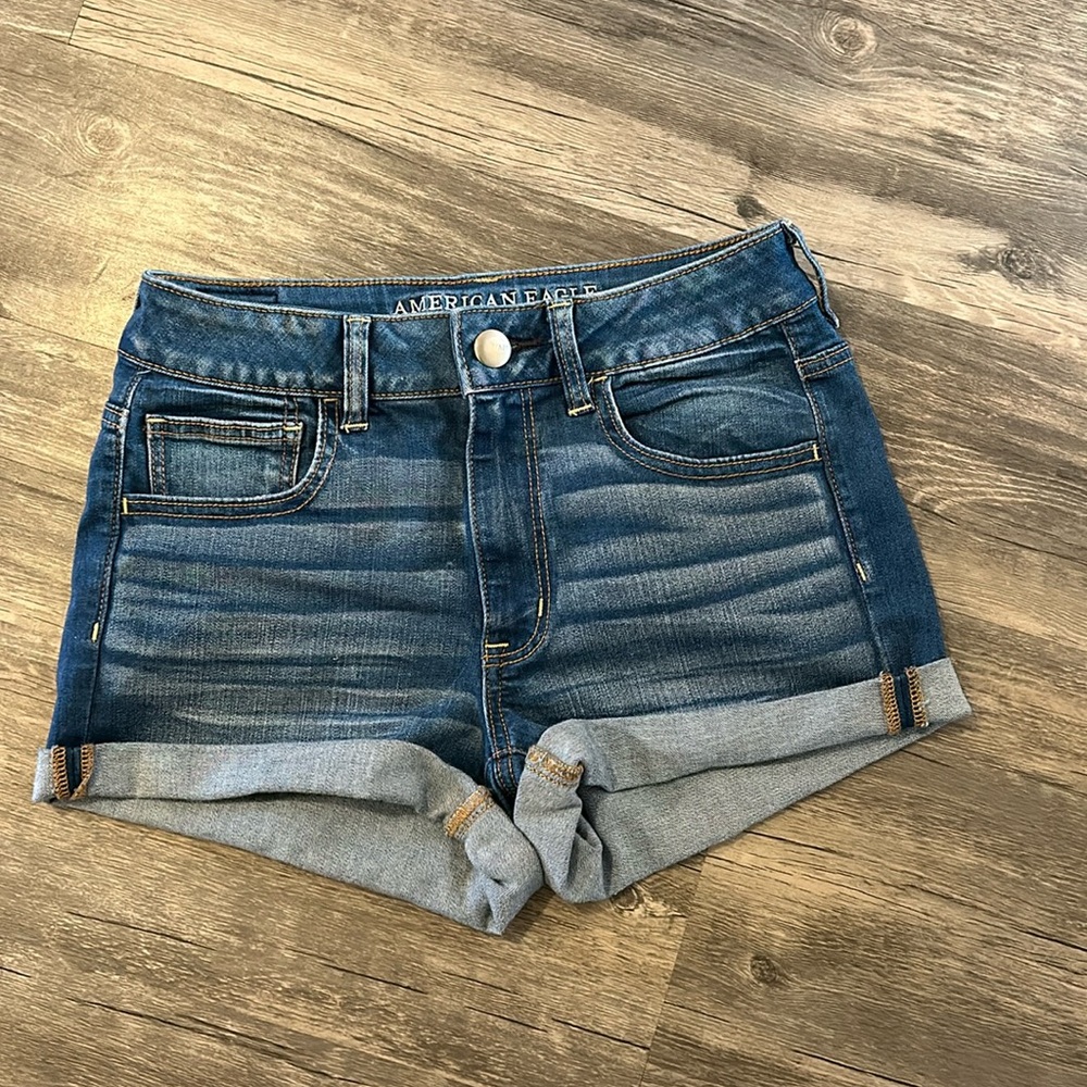 American eagle Jean shorts size 6